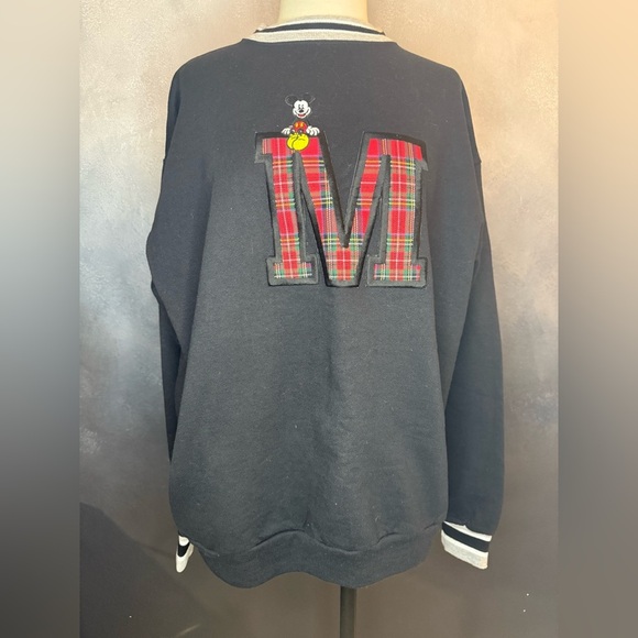 Mickey & Co. Sweaters - ✨ Vintage Mickey & Co. Disney Crewneck Sweatshirt – Size XL ✨